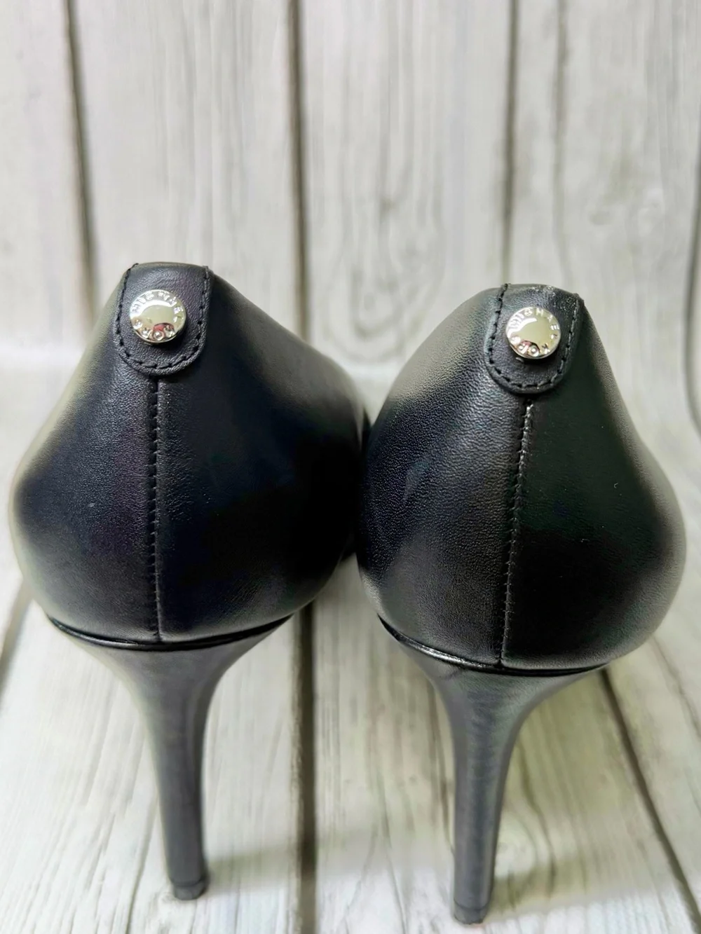 PRE LOVED Size 11 Women’s Michael Kors Black Pumps Heels
